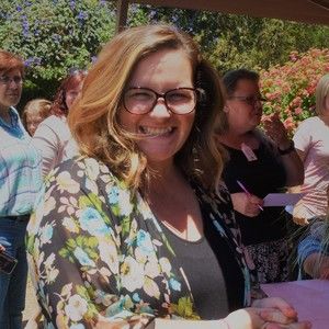 Meet your Posher, Stephanie